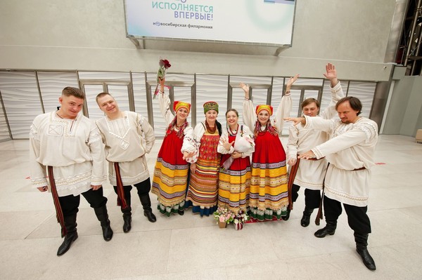 Выходила на берег Катюша