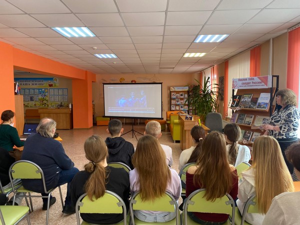 Встреча «Звенит победой цветущий май»