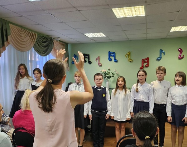 «Под салютом великой Победы»