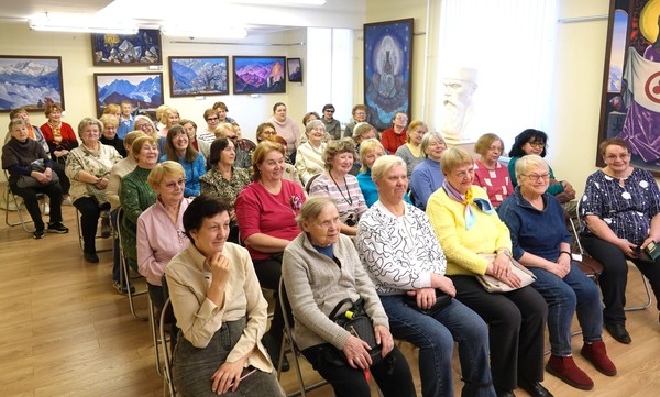 Май с проектом «Литературный четверг»