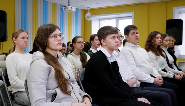 Патриотический час «Подвиги героев СВО»