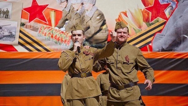 «На солнечной поляночке»