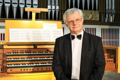 От старых мастеров к новым именам