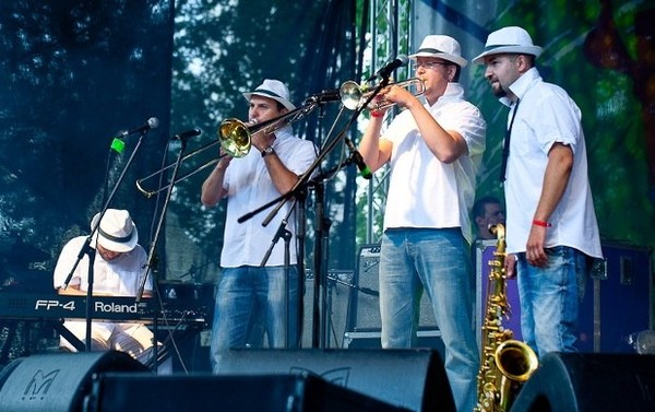 Muchachos Band. Афро-кубинская и латиноамериканская музыка