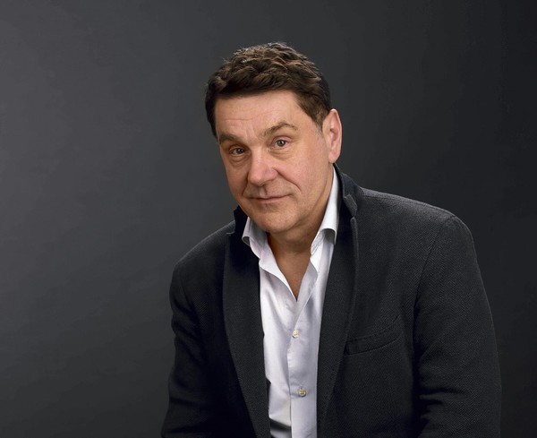 Литературно-музыкальный вечер Сергея Маковецкого