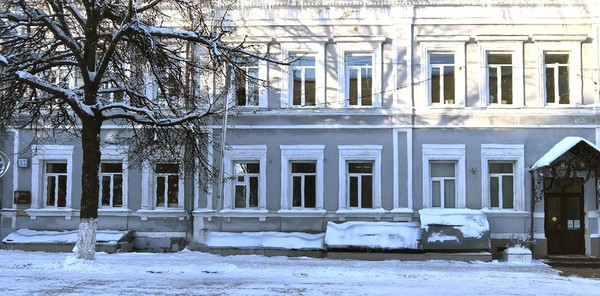 Выставка «От ученика к мастеру: 80 лет традиций»