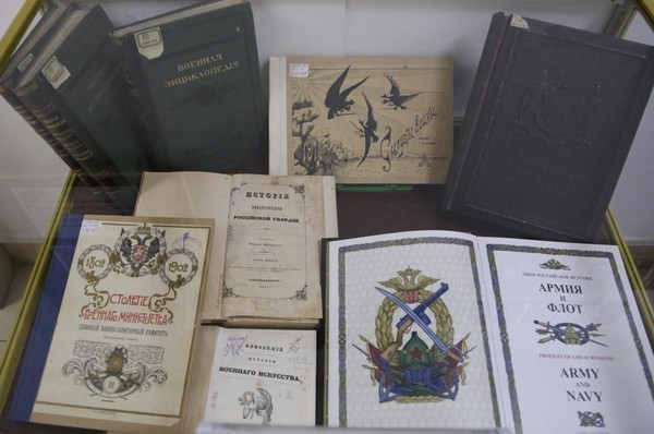 Выставка «Полководцы Российских побед»