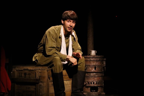 Спектакль «Отпуск по ранению»