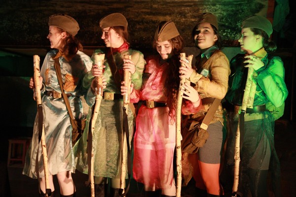 Спектакль «А зори здесь тихие»