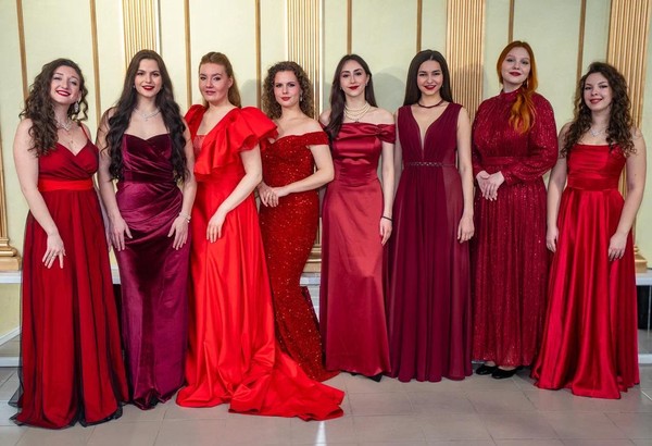 Программа «Любимые песни. Праздничный концерт ко Дню Победы»