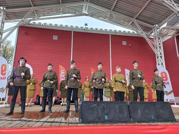 Концерт финалистов Открытого городского конкурса чтецов «О той войне...»