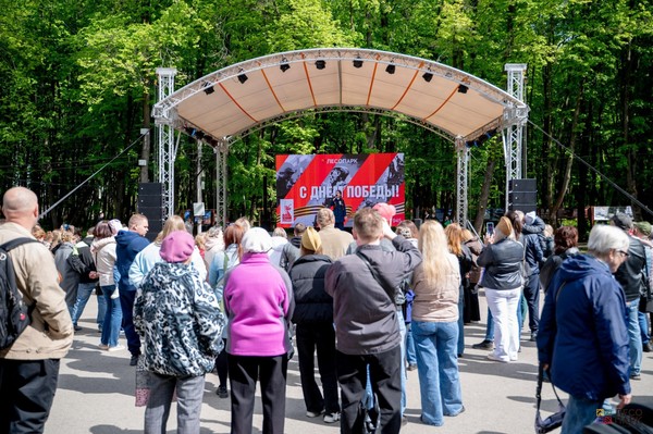 Патриотический фестиваль «Майские огни Победы»