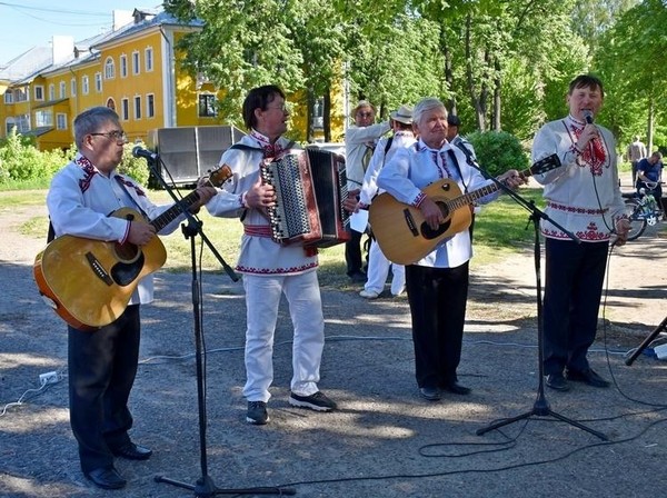 «Ме шарнена» («Мы помним»)