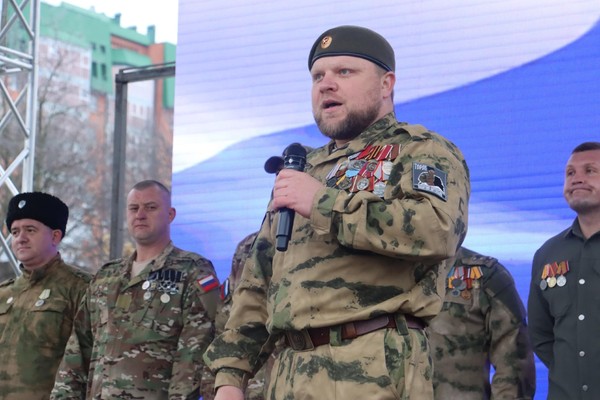 Праздник «Весна живет на клавишах Победы»