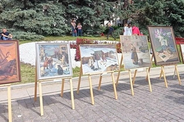 Выставка ко Дню Победы