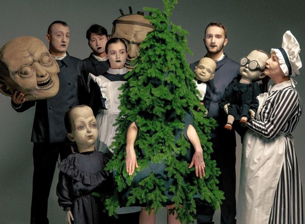 Спектакль «Елка у Ивановых»