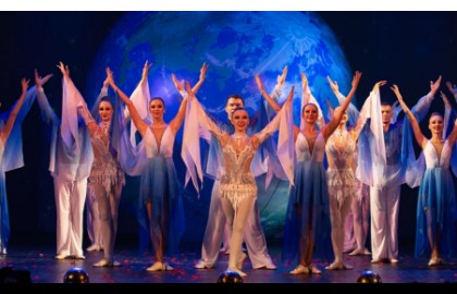 Арт став шоу с программой «Моя вселенная»