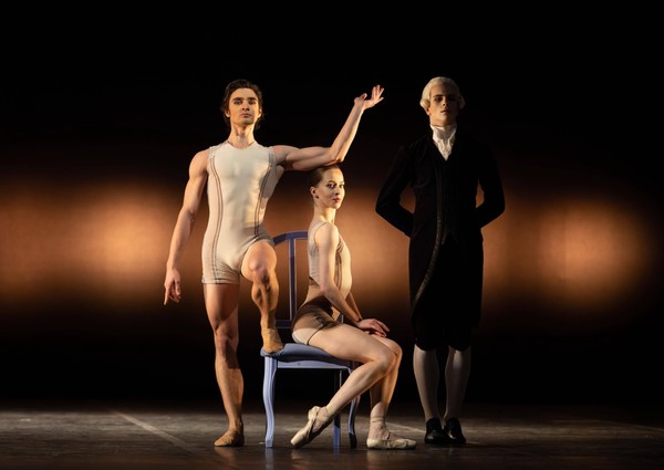 Спектакль «Брух. Сюита. 598 тактов. Занавес»