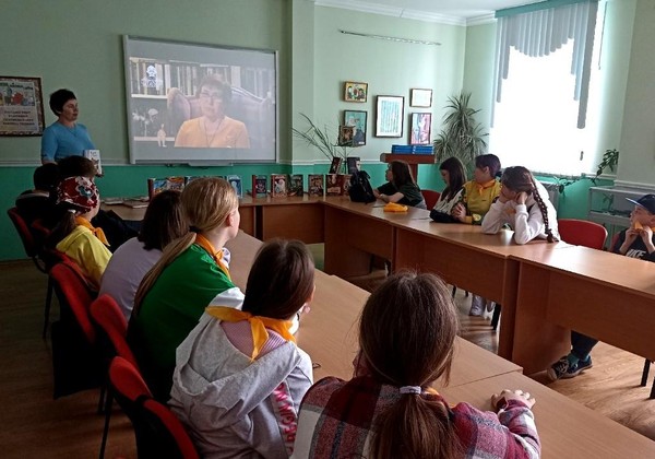 «Пусть всегда будет солнце»