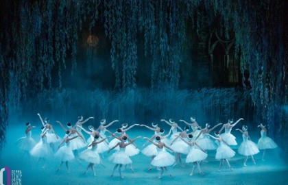 Лебединое озеро