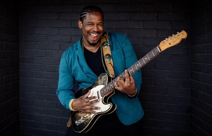 Квентин Мур – Мировые хиты и сольное творчество