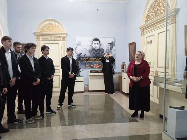 Экскурсия по стенду «Защитники Брестской крепости»