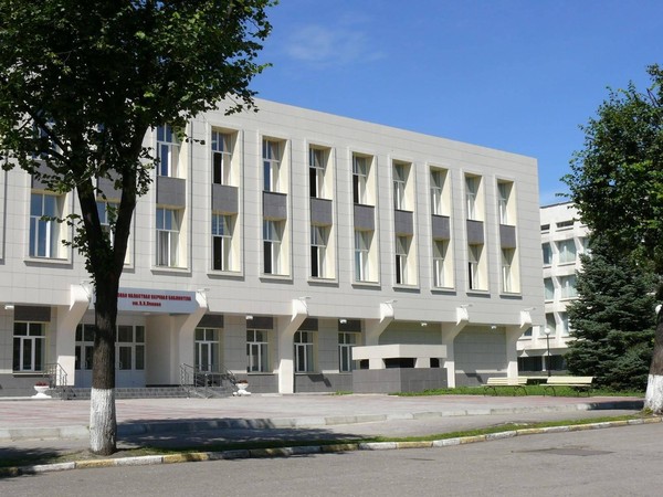 Выставка «Волшебный мир фарфора»