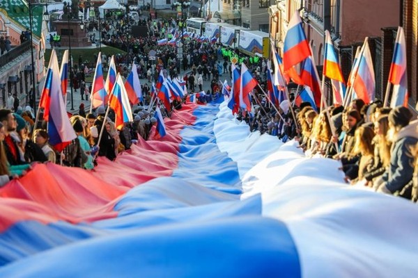 Праздничная программа «Горжусь тобой, моя Россия!»