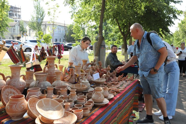 Ярмарка мастеров народных промыслов и ремесел