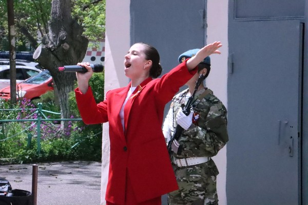 Концертная программа «Завтра России зависит от нас!»
