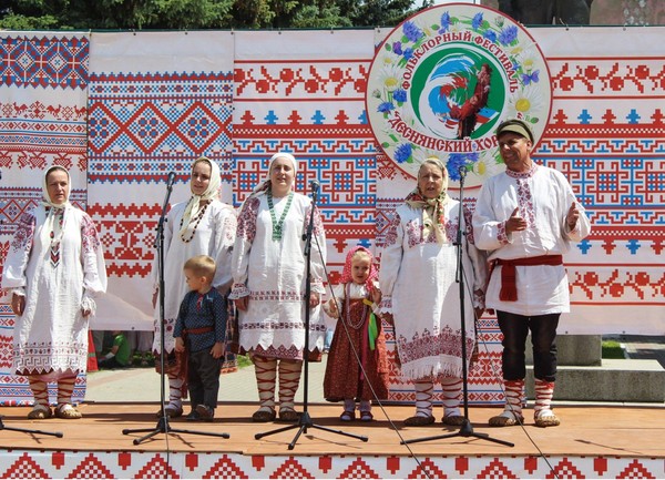 Межрегиональный фольклорный фестиваль «Деснянский хоровод»