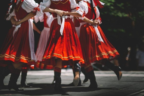 Танцевальный флешмоб «RussianDance»