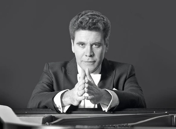 V Международный конкурс молодых пианистов Grand Piano Competition. Торжественное открытие