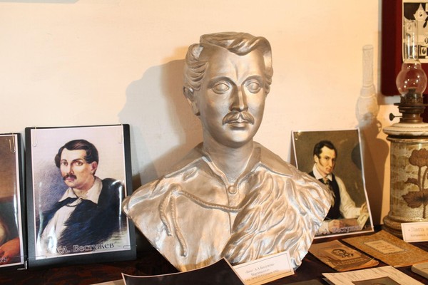 «Читаем Бестужева»