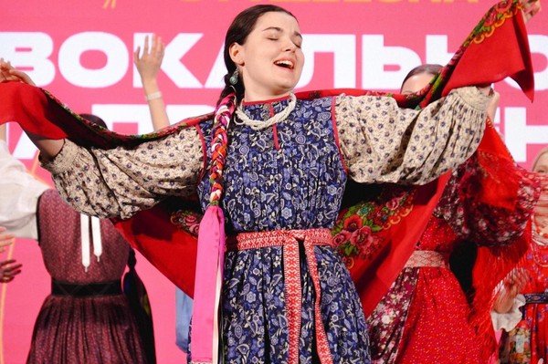 Исполнительское мастерство, Фольклорный ансамбль, Постановка голоса