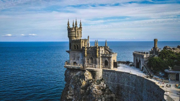 Краеведческое путешествие «По дорогам крымских легенд»