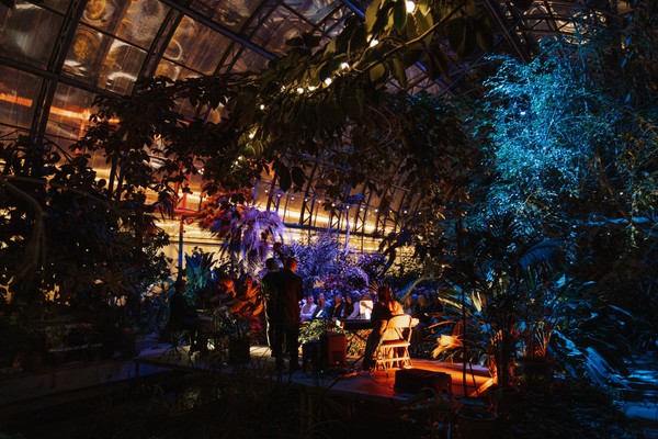 Магия свечей. «Джаз и танго» в оранжерее