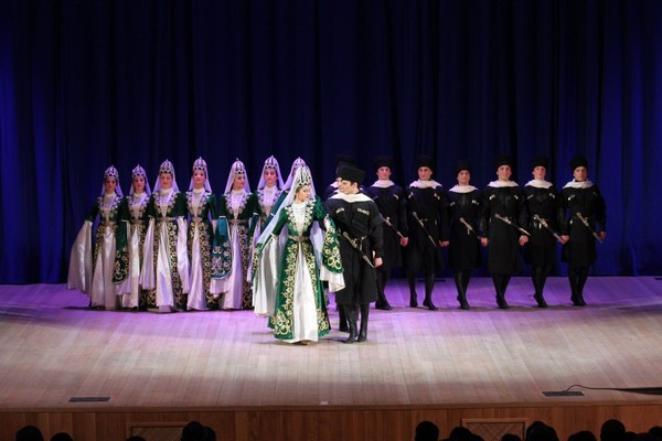 Алания. Сохраняя истоки. Танец в кругу