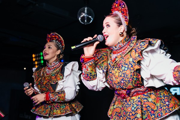 Версия народная