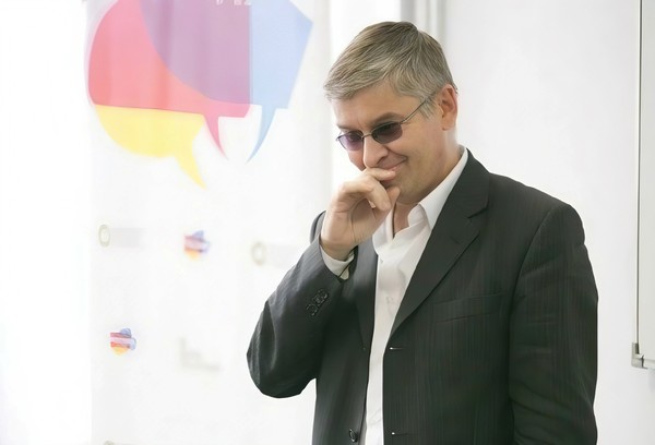 Поэты, президенты и другие рассказчики