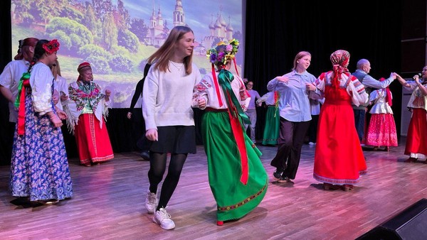 Презентация «Культура на максимум: гид по Пушкинской карта»