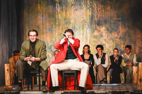 Спектакль «Дачники»