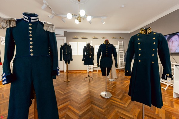 Музейная программа «История в мундирах. Мундиры горного царства»