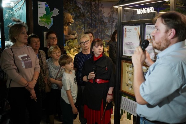 Кураторская экскурсия по выставке «Почему я не жук»