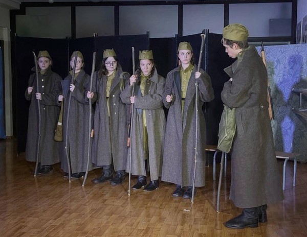 Спектакль «А зори здесь тихие…»