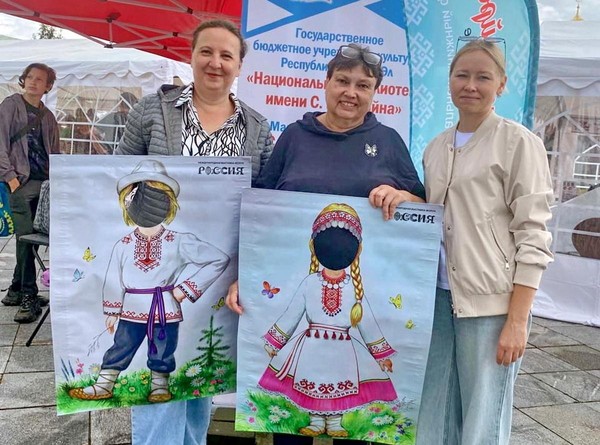 Площадка библиотеки на празднике «Пеледыш пайрем»