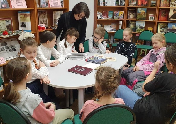 Литературно-развлекательный серпантин «Игробум»