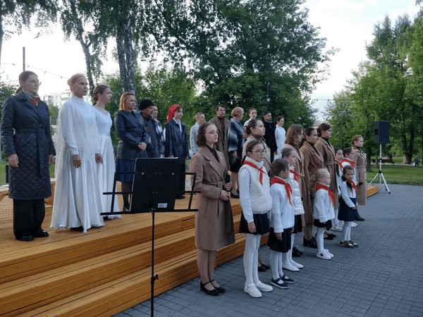 Музыкально-поэтический вечер «Они живы, пока мы помним»