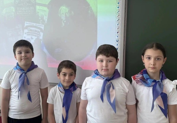 Поэтический флешмоб «Свеча памяти»