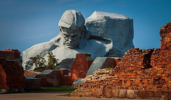 Патриотическая интерактивная программа «Героическая оборона Брестской крепости»